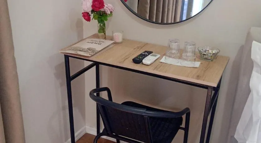 Velia Rooms - Image 1