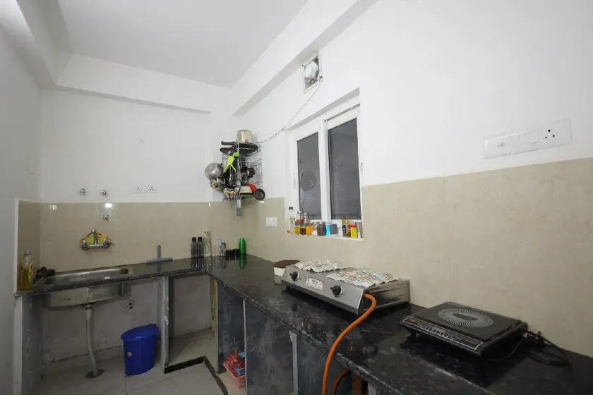 Luxury Stay - Image 1