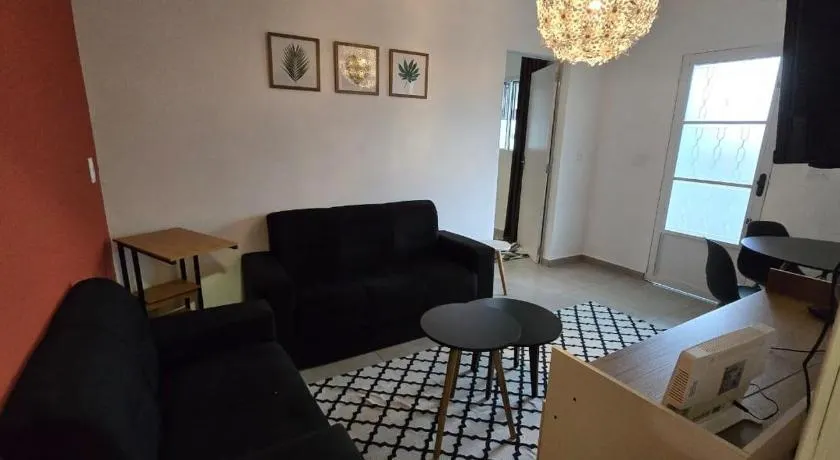 Apartamento Estilo Moderno - Image 1