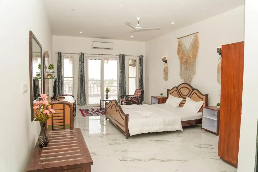 Samira Sea View - Image 1