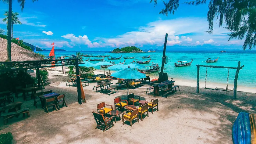 Salisa Resort - Image 1