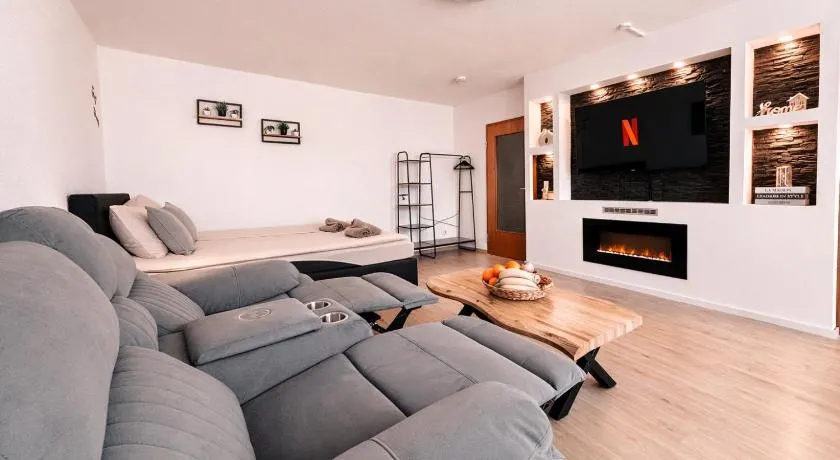 Ferienwohnung - gemütliches Heim Li-Apartments - Image 1