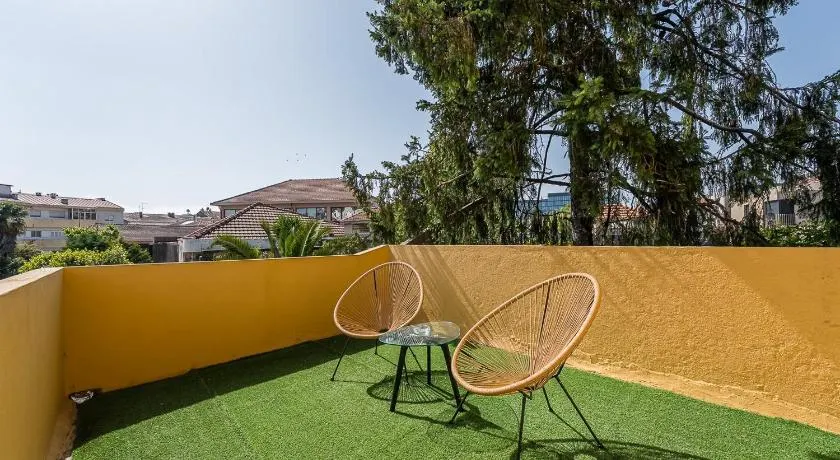 GuestReady - Vanzeleres Collection - Image 1
