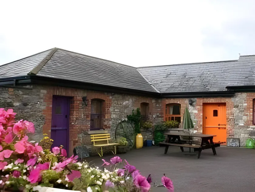 Slane Farm Hostel, Cottages and Camping - Image 1