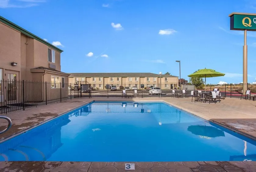 Mr. Sandman Inn & Suites Boise - Image 1