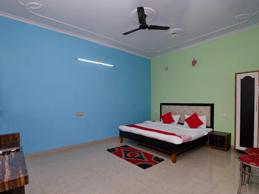 Hotel O Chaitanya Inn - Image 1