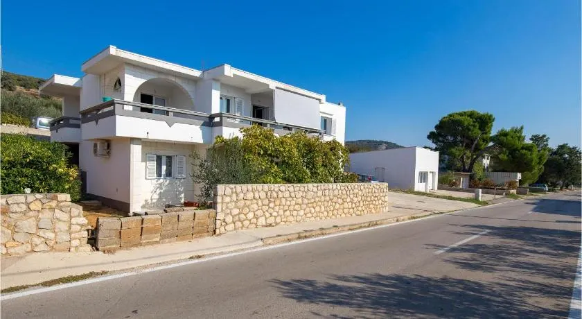 Awesome Apartment In Stara Novalja With Wifi - Image 1