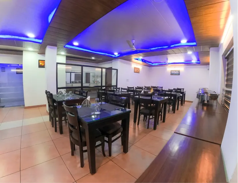 Hotel Aeradyo Inn - Image 1