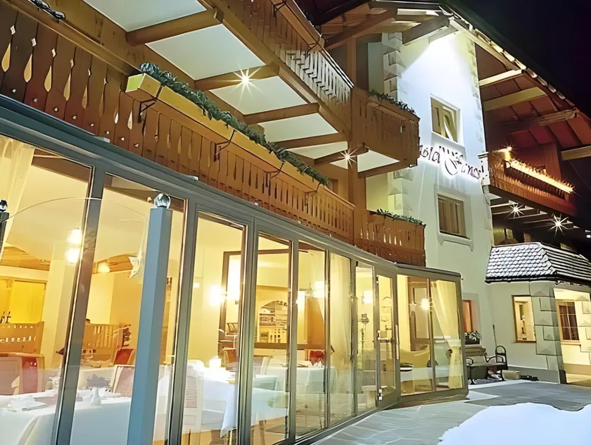 Hotel Fanes - Image 1