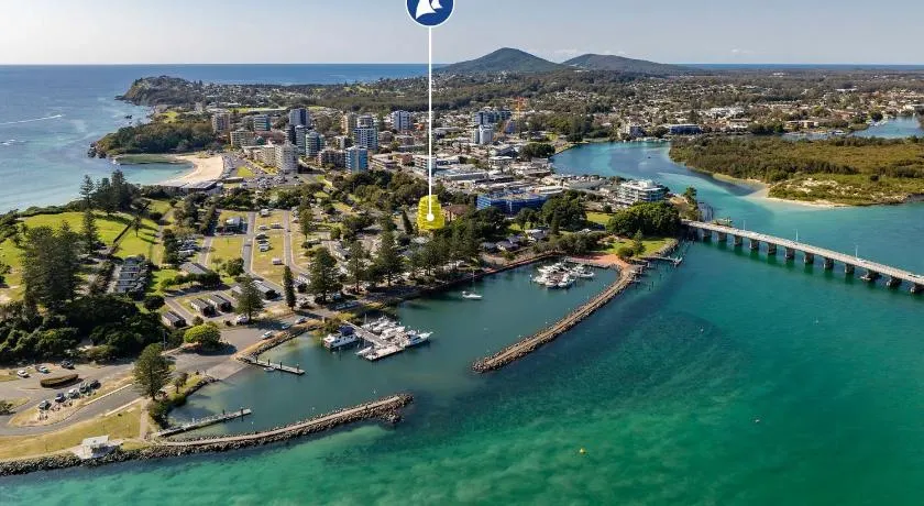 Parkside Marina 1 CBD Location - Image 1