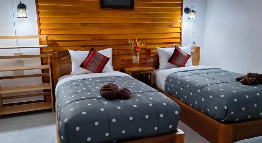 Khao Sok Holiday Resort - Image 1