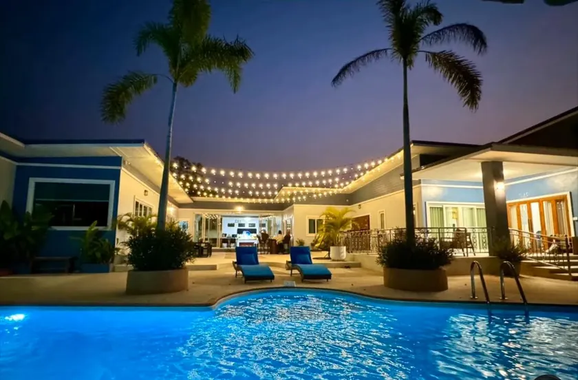 Erawan Pool Villa - Image 1