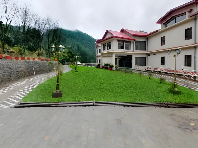Shimla Havens Resort - Image 1