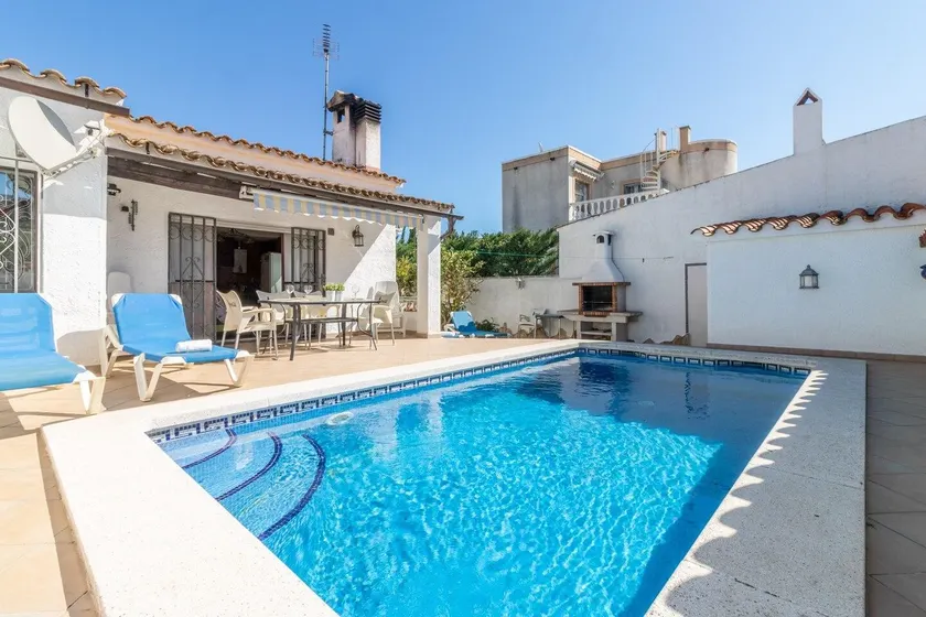 Casa con piscina privada y wifi - Image 1