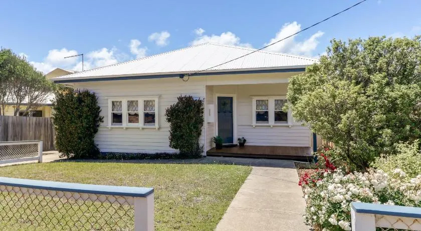 Beacon Cottage - Cosy Family Retreat - Image 1