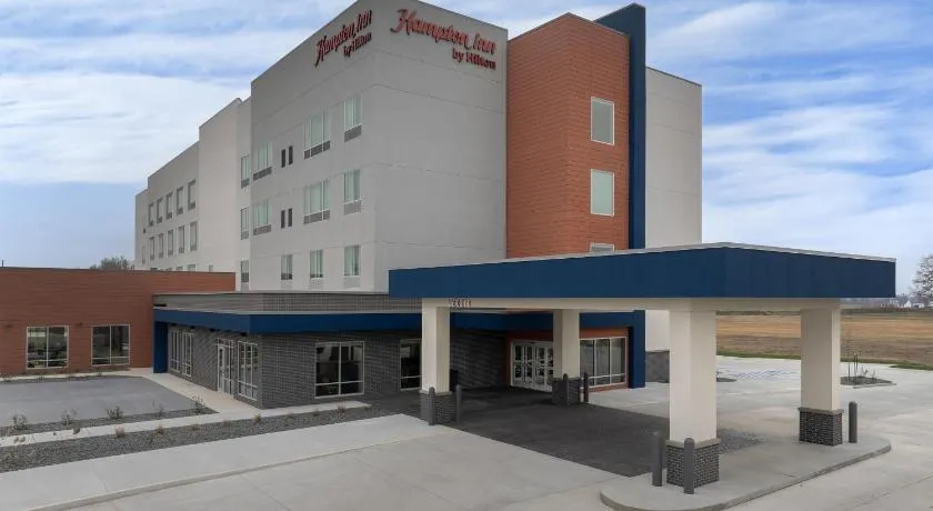 Hampton Inn by Hilton Dexter - Image 1