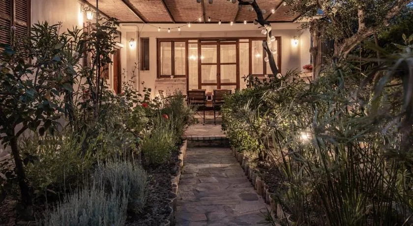 Villa Gioia - Secret gem with private garden - Image 1
