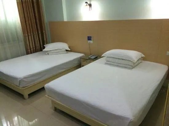 Hechi Jintong Business Hotel - Image 1