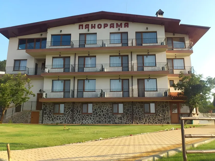 Panorama Family Hotel - Image 1