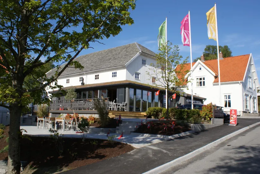 Fjordbris Hotell - Image 1