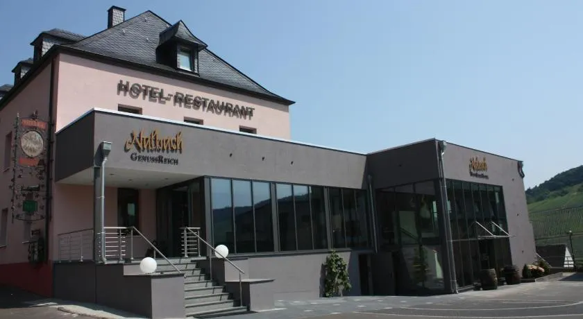 Hotel Weinhaus Nalbach - Image 1
