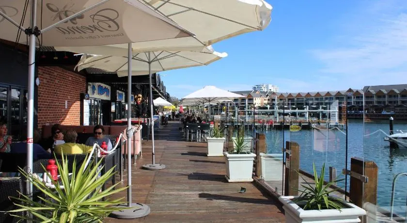 Mandurah Ocean Marina Chalets - Image 1