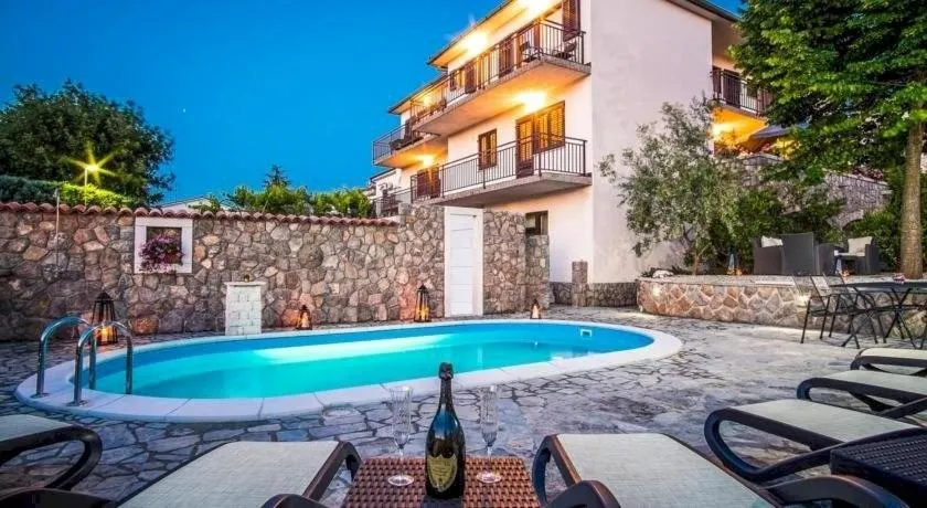 Bubi Apartments - Image 1