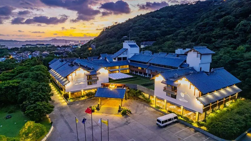 Putuoshan Hotel - Image 1