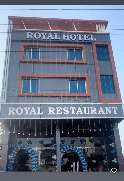 Royal Hotel And Restaurant - Image 1