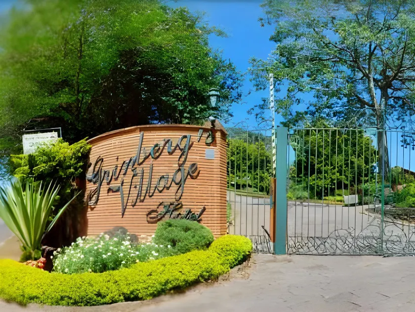Grinbergs Village Hotel - Image 1