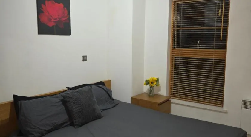 Cosy 2 bedroom apartment - Image 1