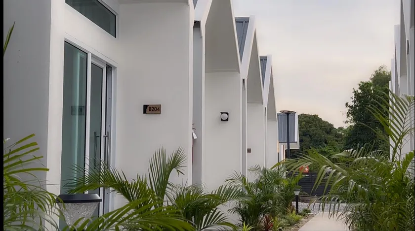 ซิลเวอร์ทรี รีสอร์ท SilverTree Resort - Image 1