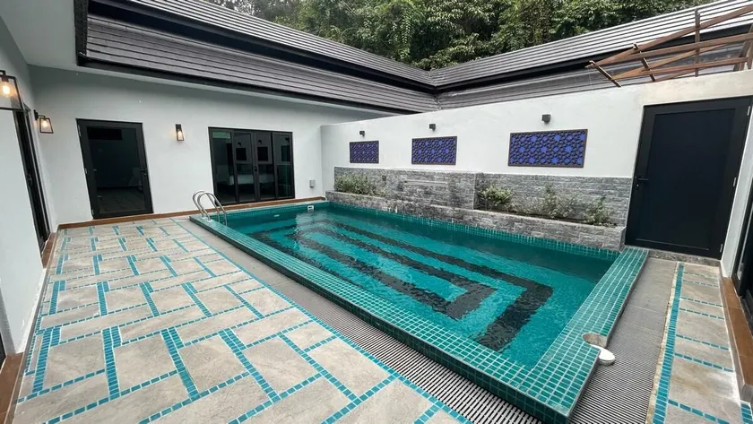 Charis Janda Baik Semi D Villa 6: 3 Bedroom + Pool - Image 1