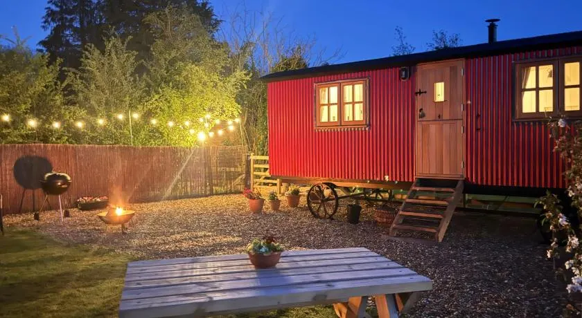 Slowhayes Retreat in the New Forest - Image 1