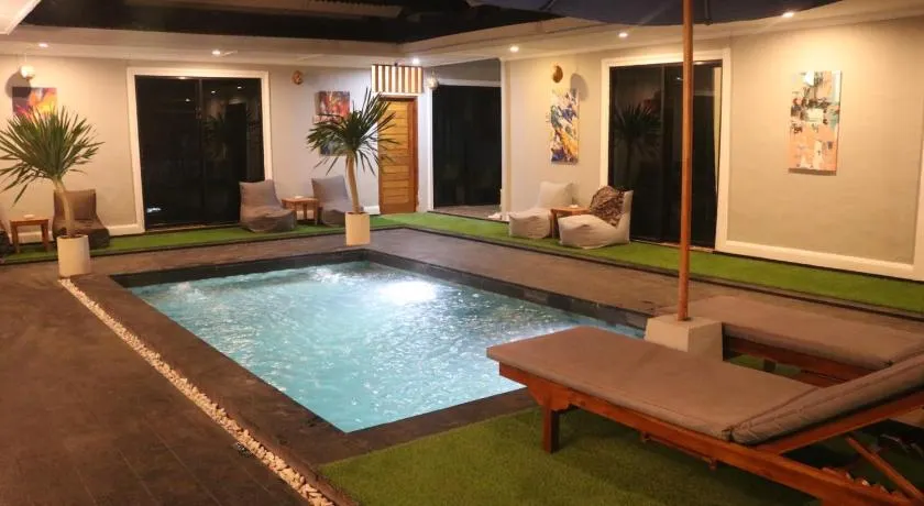 BALE DATU BUNGALLOW - Image 1