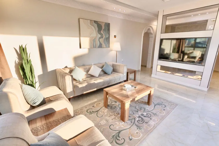 الفصول الأربعة للأجنحة الفندقية - four seasons suites - Image 1