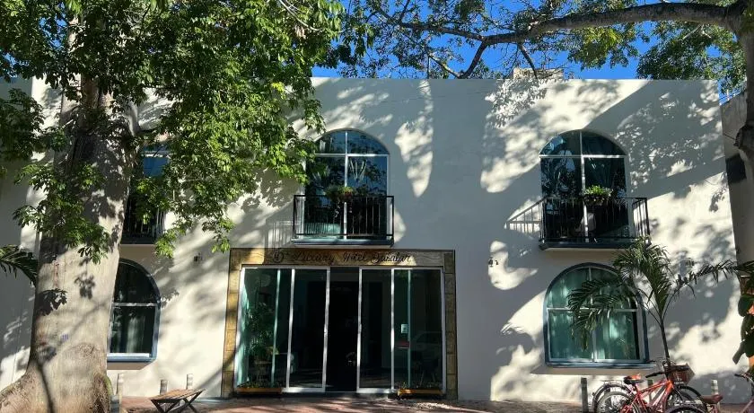 Hotel YA'AX HA' Bacalar - Image 1