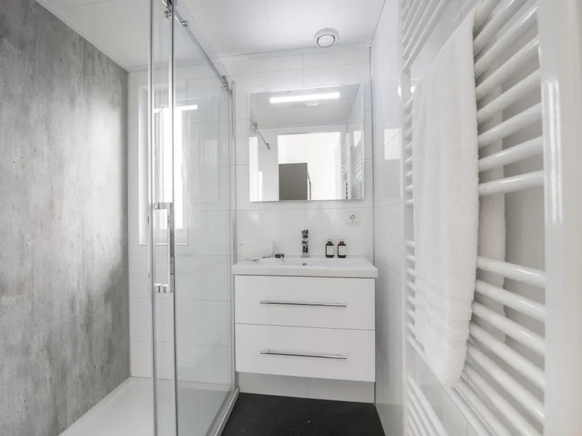 Modern Wemeldinge Holiday Home for 6 - Image 1
