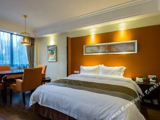 Yunting Holiday Hotel - Image 1