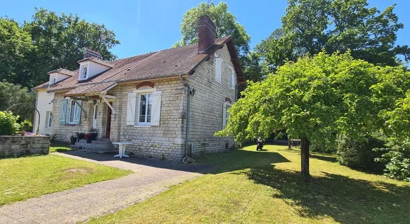 Maison tout confort avec jardin - CHANTILLY, SENLIS, PARC ASTERIX, PARIS CDG - Image 1