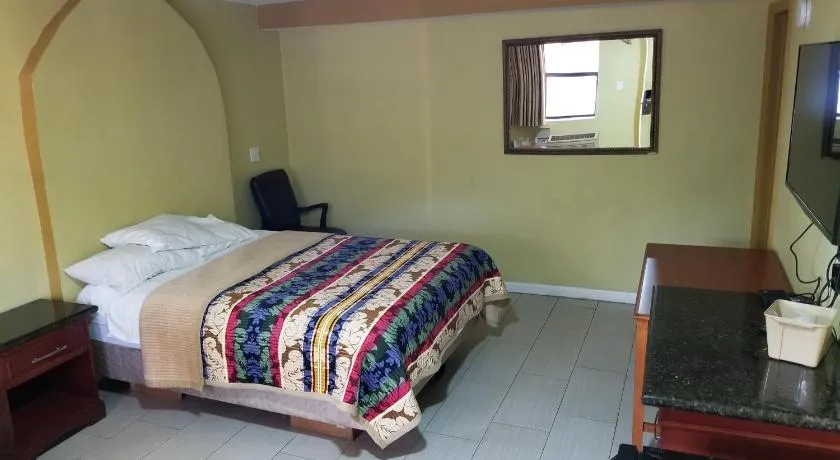 Budget Motel - Image 1