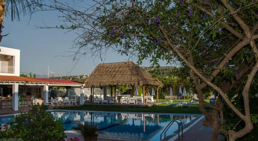 Evelin Hotel - Image 1