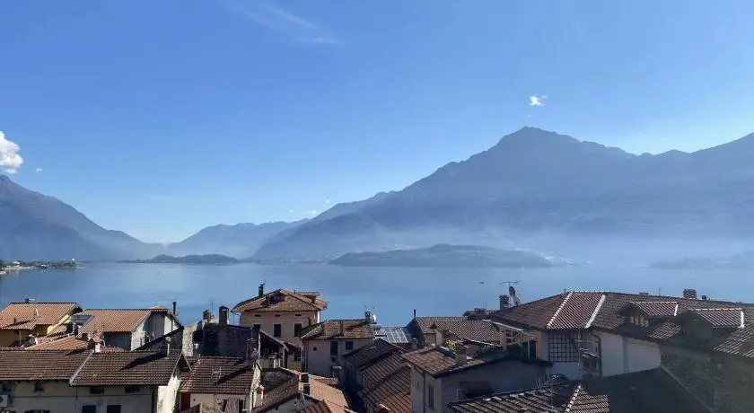 Merveilleux appartement de vacances entièrement équipé avec terrasse et internet haut débit | Vue ville | Avec animaux bienvenus - Image 1