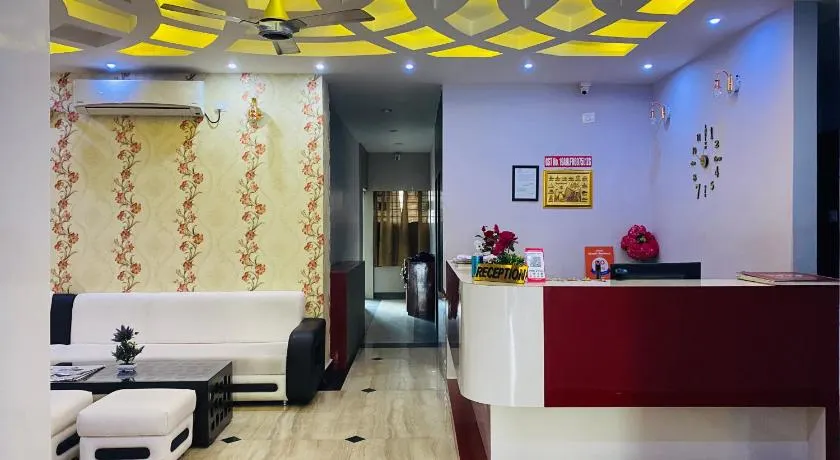 Hotel Saayein Residency - Image 1