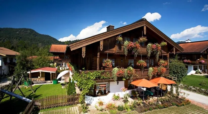 Gästehaus Schwarzlofer - Image 1