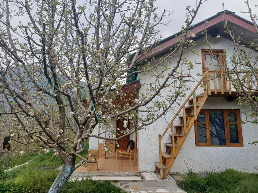 Nomads abode - Image 1