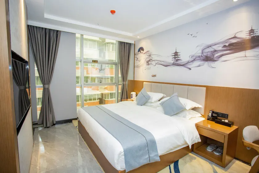 Jun Long hotel - Image 1