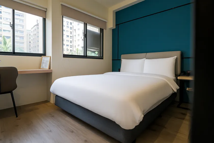 星輝旅宿 MS Hotel 一中館 - Image 1