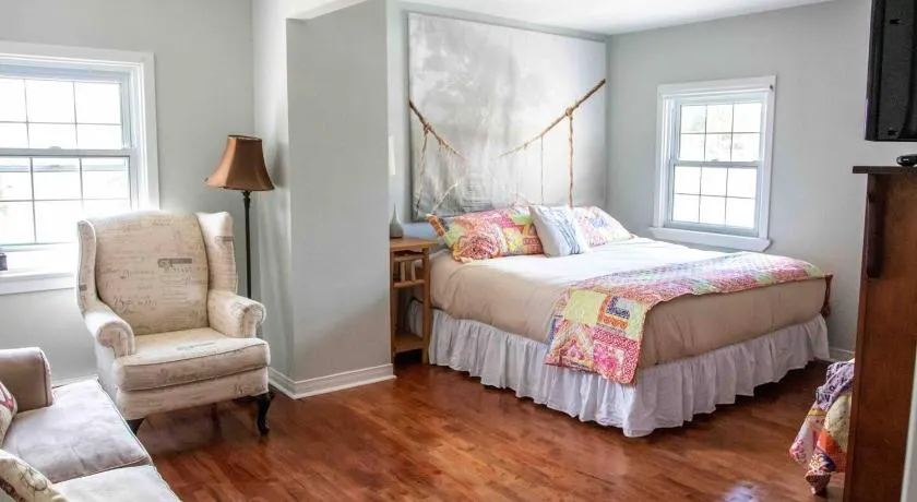 The Jypsy Inn - Journey Apartment Muskoka - Image 1