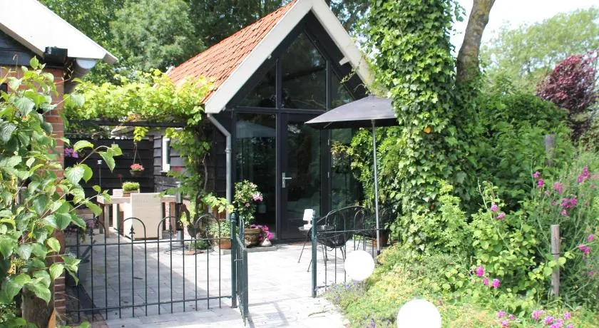 Hoeve Altena Guesthouse - Image 1